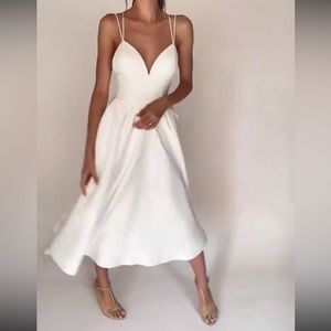 White Elegant Strappy V-Neck Dress